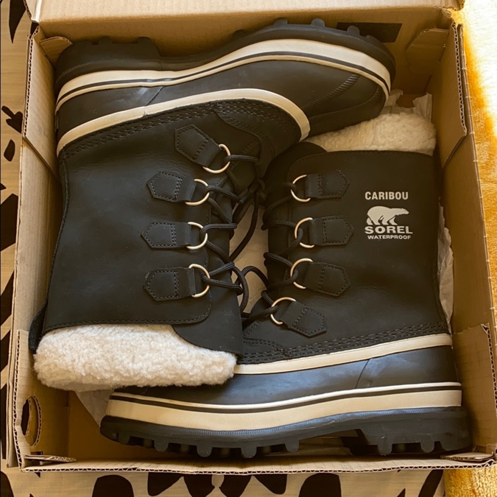 SOREL CARIBOU WATERPROOF WINTER BOOTS
